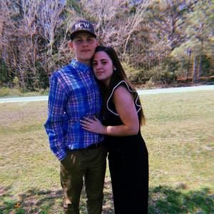 Meet your Posher, Abigail